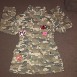 Girls size 4 army coat-New